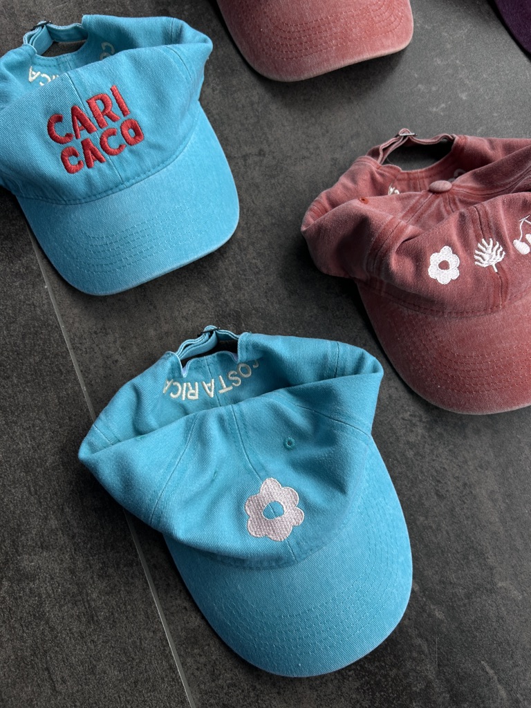 Gorra Aqua Flor Rosada